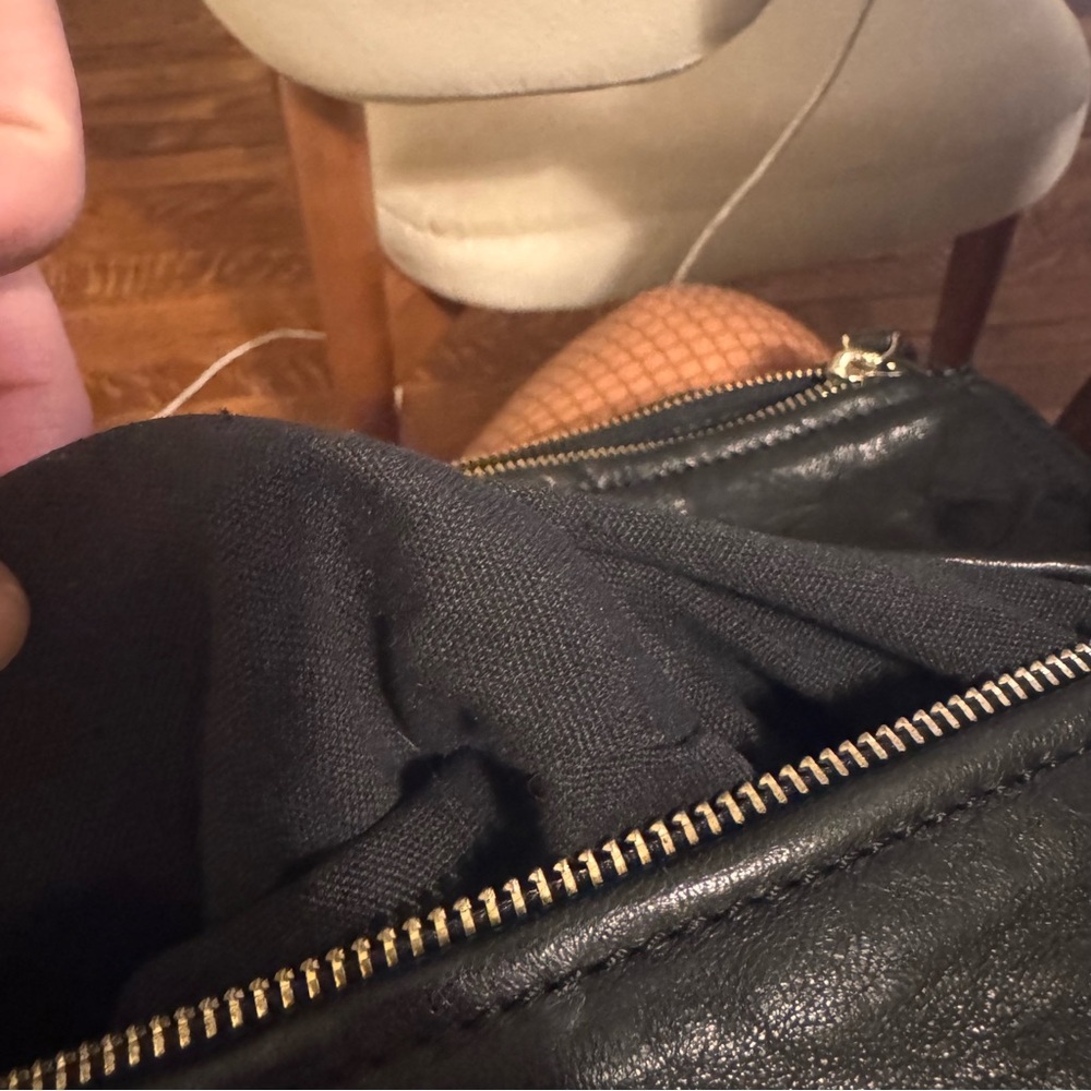 GIVENCHY Pandora Crossbody Bag - Picture 8 of 16